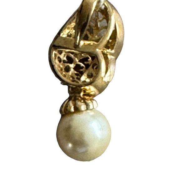 Gold Crystal Pearl Pendant - Picture 3 of 3